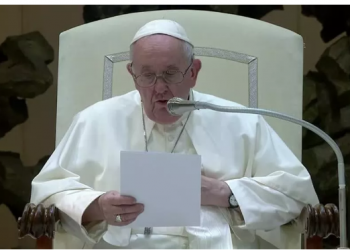 Papa Francisco faz apelo por cessar-fogo entre Israel e Hamas