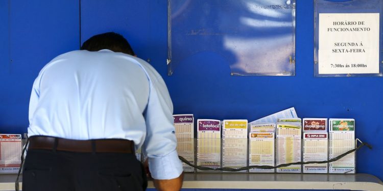 Mega da Virada vai pagar o maior prêmio da história