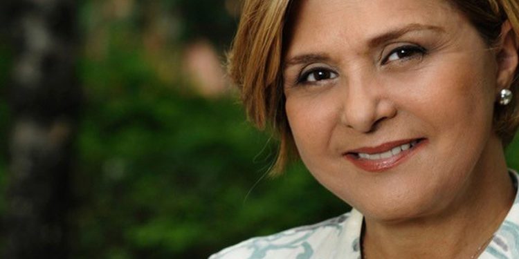 Morre a atriz Elizangela, aos 68 anos, em Guapimirim, no Rio