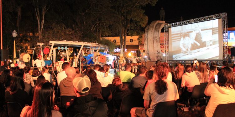 CULTURA –  Circuito SESC de Artes acontece neste domingo, 19, no Largo São João