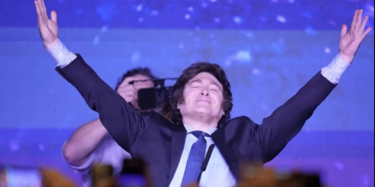 Javier Milei é eleito presidente da Argentina