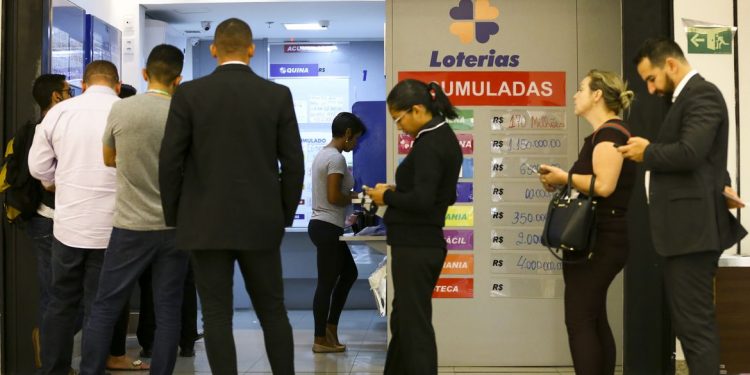 Mega-Sena acumula e próximo concurso deve pagar R$ 37 milhões