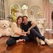 Rebeca Abravanel e Alexandre Pato fazem chá de bebê luxuoso