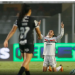 São Paulo vence o Corinthians e sai na frente na final do Paulistão Feminino