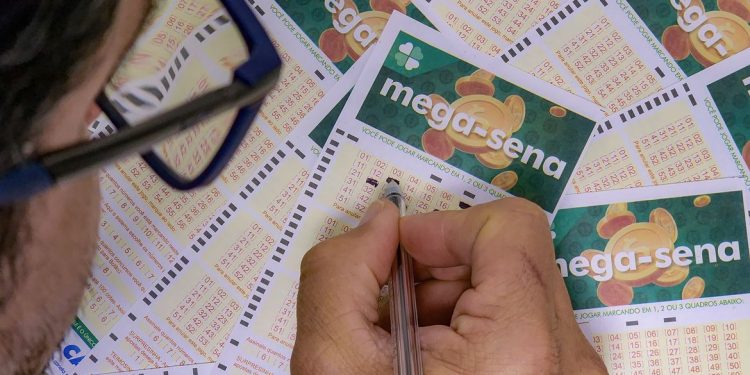 Mega-Sena sorteia R$ 3 milhões neste sábado