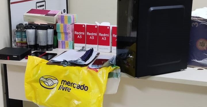 EM AVARÉ E ITAÍ, FORÇA TÁTICA E ROCAM PRENDEM QUADRILHA ENVOLVIDA EM GOLPES DE ENTREGAS DE COMPRAS PELA INTERNET
