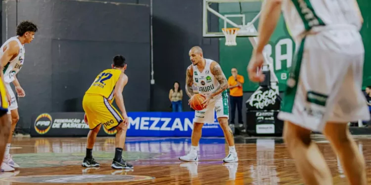 Bauru Basket vai ao ginásio Pedrocão para encarar o Sesi/Franca