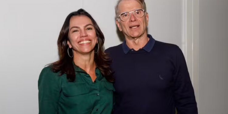 Ana Paula Araújo e Bernardinho fazem primeira aparição juntos