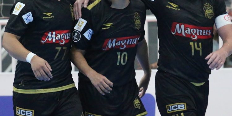 Magnus vence São Lourenço fora de casa e larga em vantagem nas oitavas de final