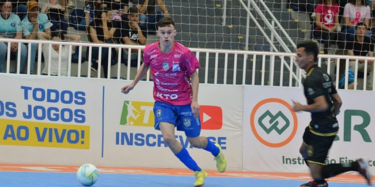 Partida entre Magnus x São Lourenço está suspensa