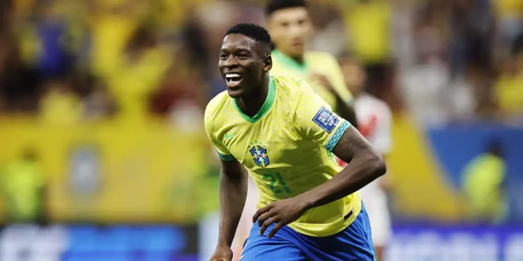 Luiz Henrique marca dois e Brasil derrota seleção peruana em Brasília