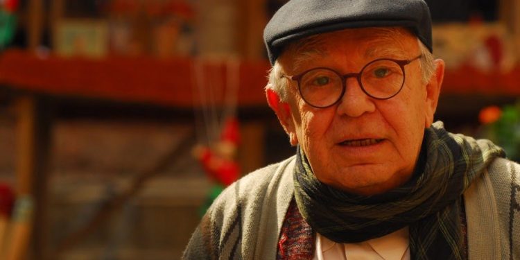 Morre o ator Emiliano Queiroz, aos 88 anos