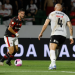 São Paulo vence Vasco e cola no G4 do Brasileirão