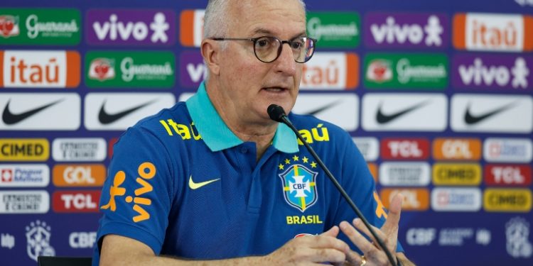 Dorival confirma escalação da Seleção Brasileira contra Venezuela