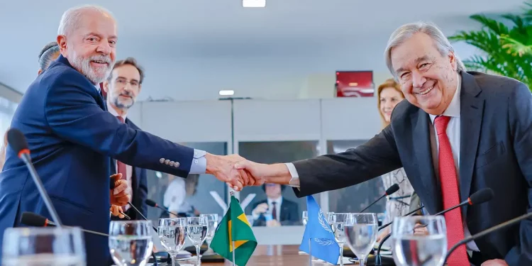 Lula tem reuniões bilaterais com 11 líderes globais neste domingo