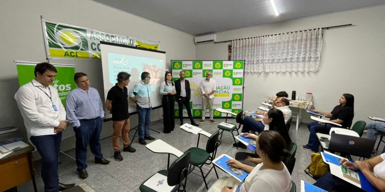 Sebrae-SP realiza curso de marketing em Itaí