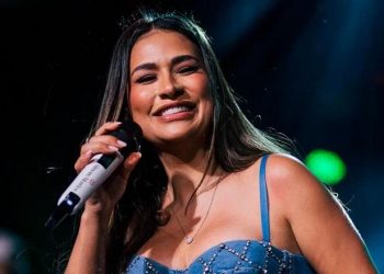 Simone é hospitalizada às pressas na noite de reveillon