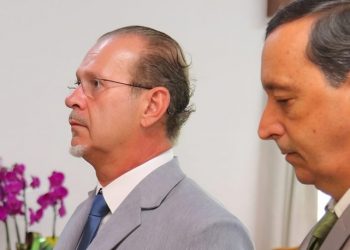 FLÁVIO GALHEGO TOMA POSSE PARA SEU SEGUNDO MANDATO EM ARANDU