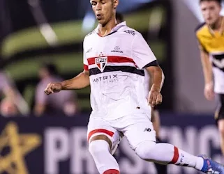 São Paulo ‘cava’ vaga na final da Copinha pela 12ª vez na história