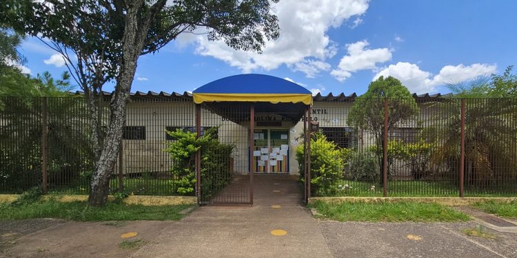 EDUCAÇÃO – Prefeito Roberto Araujo abre duas creches para atendimento de crianças durante férias escolares