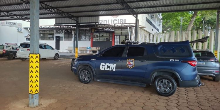 HOMEM É PRESO ACUSADO DE AGREDIR MULHER GRÁVIDA DE 5 MESES