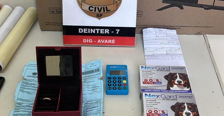 AVARÉ – Cachorra da raça Pitbull em estado de desnutrição é resgatada pela Polícia Civil