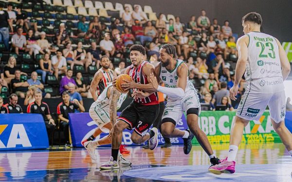 Bauru vira no fim e vence o São Paulo em jogo eletrizante do NBB