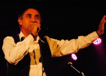 Morre o cantor e compositor Carlos Pitta; artista é referência na MPB e descobriu talento de Ivete Sangalo aos 17 anos