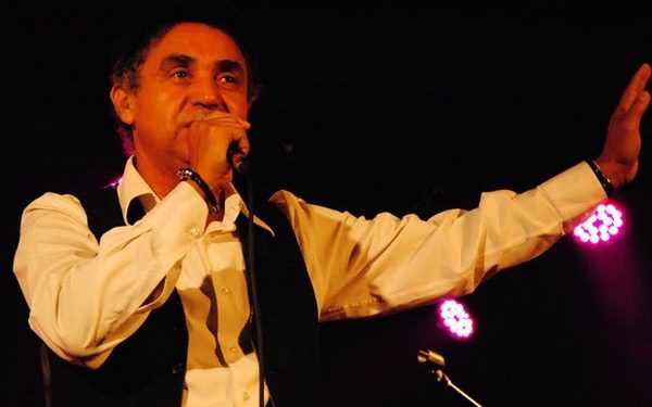 Morre o cantor e compositor Carlos Pitta; artista é referência na MPB e descobriu talento de Ivete Sangalo aos 17 anos
