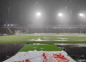 Forte chuva adia jogo do Noroeste e provoca alagamentos em Bauru