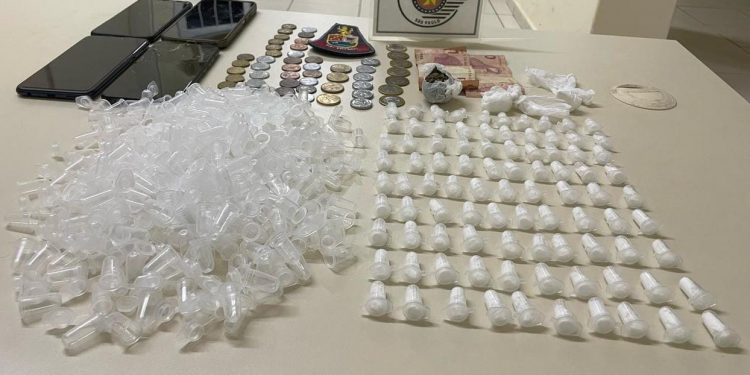 POLÍCIA MILITAR PRENDE HOMEM POR TRÁFICO DE DROGAS EM CERQUEIRA CÉSAR