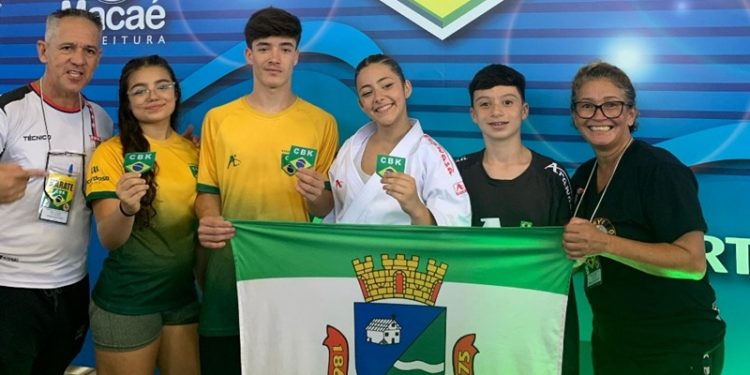 ATLETAS DE AVARÉ BRILHAM E CONQUISTAM VAGAS NA SELEÇÃO BRASILEIRA DE KARATÊ
