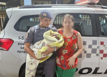 POLICIAIS MILITARES SALVAM RECÉM-NASCIDO DE 25 DIAS ENGASGADO