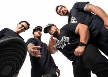 Raimundos agita o 2º Avaré Rock Fest com show histórico de 30 anos de carreira