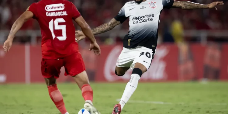 Corinthians empata com o América de Cali pela Sul-Americana