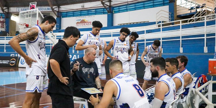 LSB perde em casa e agora volta a jogar na terça-feira