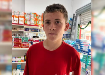 Adolescente de 15 anos morre após se afogar em piscina de clube esportivo em Cerqueira César