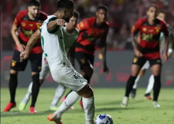 Palmeiras bate o Sport e vence a primeira no Brasileirão