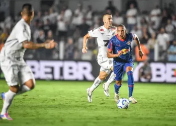 Santos perde do Red Bull Bragantino na Vila Belmiro
