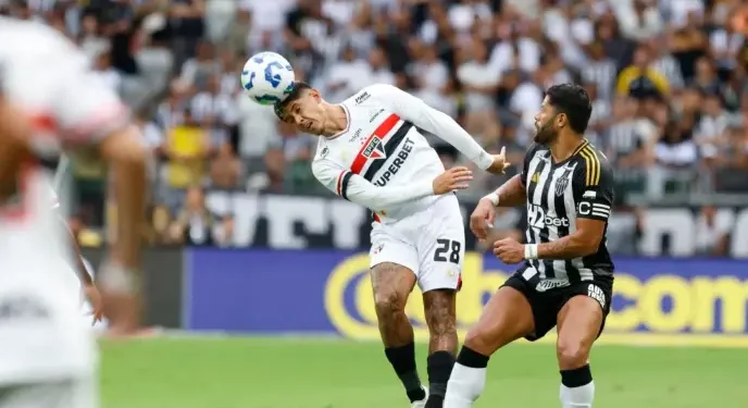 São Paulo segura empate contra o Atlético-MG pelo Brasileiro