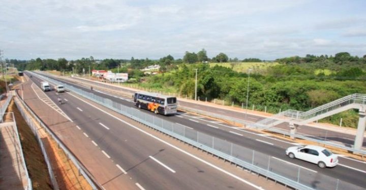 CCR SPVias prevê 45 mil veículos na SP-255 durante o feriado prolongado