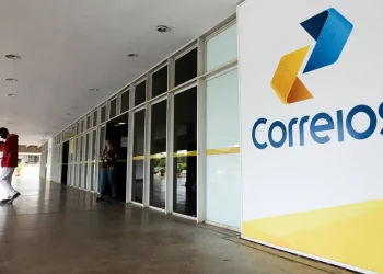 Beneficiários do INSS podem contestar descontos indevidos nos Correios