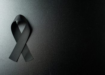 Prefeito Roberto Araujo decreta luto oficial e presta homenagem a Dr Didi