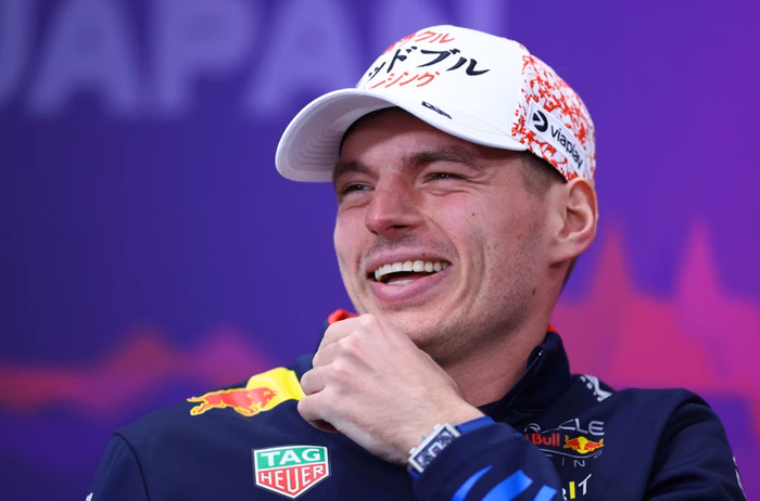 Verstappen aguarda nascimento de filha e não participará de coletiva