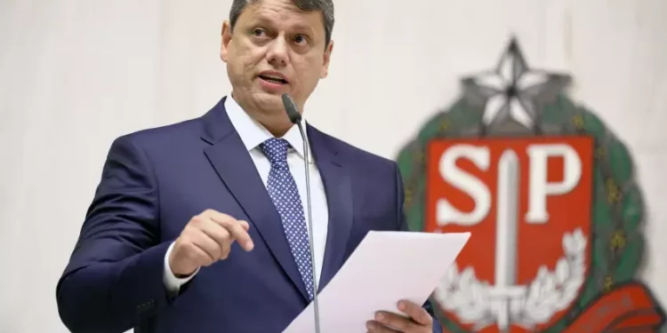 Pesquisa: Tarcísio lidera corrida pelo governo de SP em 2026