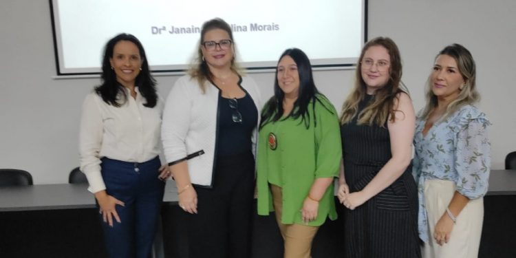 AVARÉ    Delegada da DDM ministra palestra na OAB sobre o papel da Polícia Judiciária no combate à violência contra a mulher