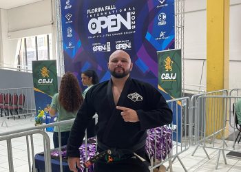 ESPORTE – Lutador de Avaré conquista prata em campeonato internacional de jiu-jitsu