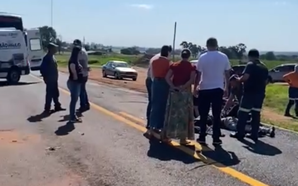 MOTORISTA DE 22 ANOS FICA FERIDO APÓS CAPOTAR CARRO EM RODOVIA DA REGIÃO;