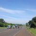 Um motorista morreu atropelado por um caminhão nesta quarta-feira (7), na Rodovia João Mellão (SP-255), em Avaré (SP)