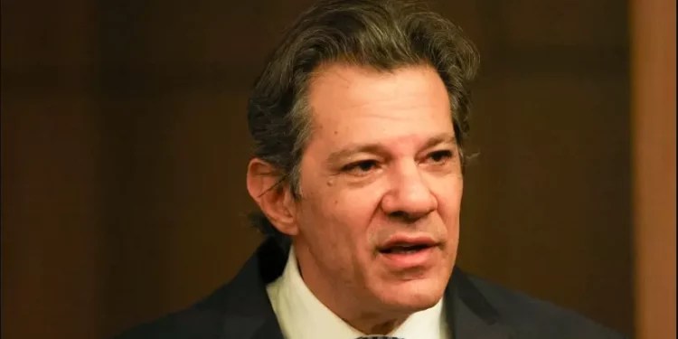 Brasil deve terminar o ano melhor do que estimado por projeções, fiz Haddad